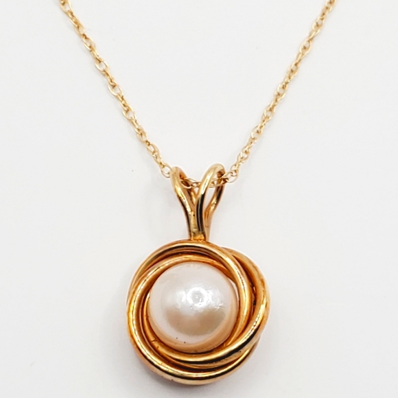 Jewelry - 14k Solid Yellow Gold Pearl Twist Necklace